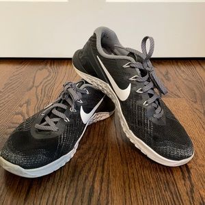 Nike Metcon 4- women’s